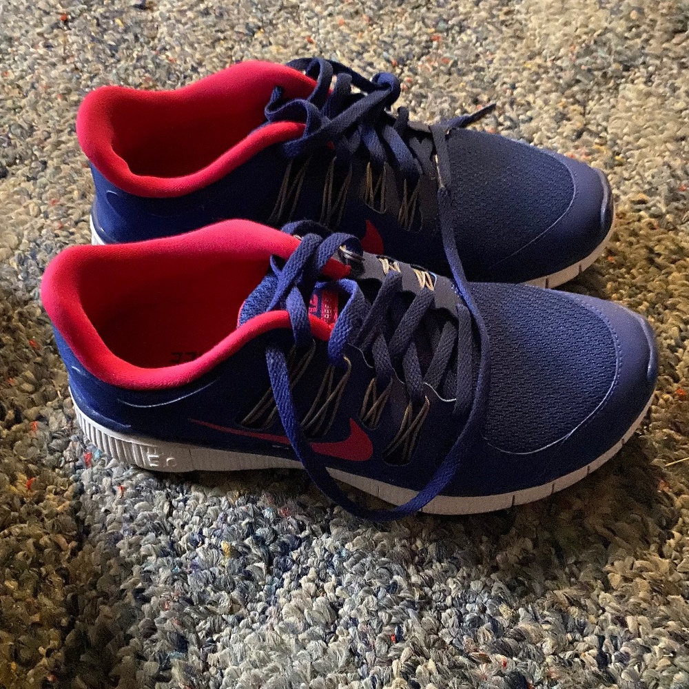 Women’s Nike shoes